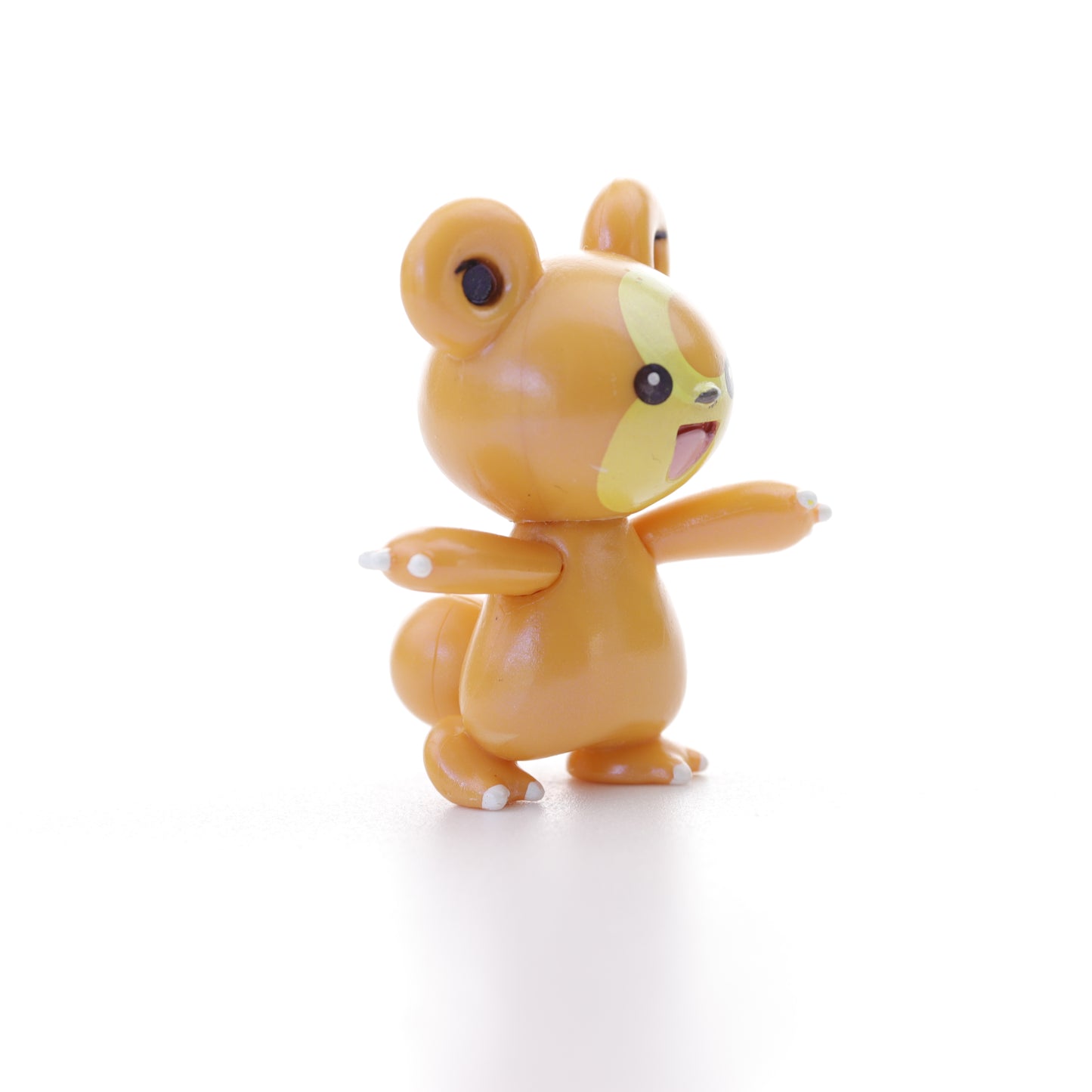 Pokemon Battle Figure - Pearly Teddiursa