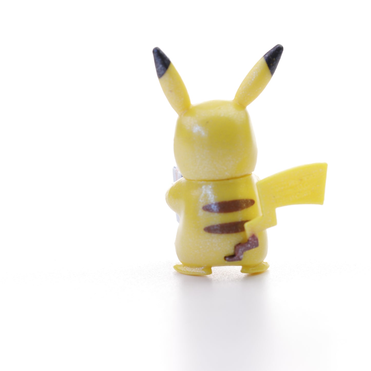 Pokemon Battle Figure - Pearly Glitter Pikachu with present