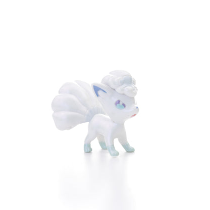 Pokemon Battle Figure - Pearly Alolan Vulpix