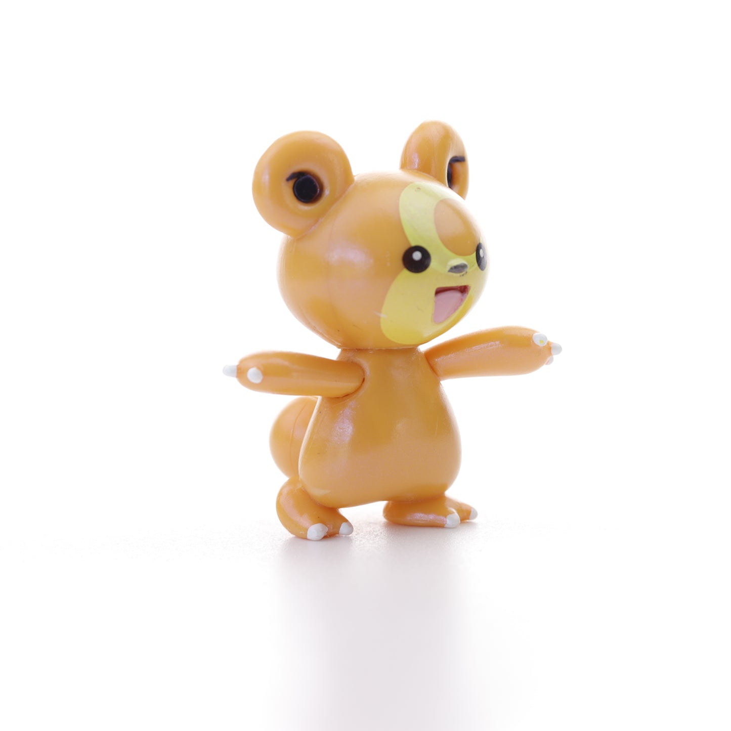 Pokemon Battle Figure - Pearly Teddiursa
