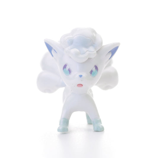 Pokemon Battle Figure - Pearly Alolan Vulpix