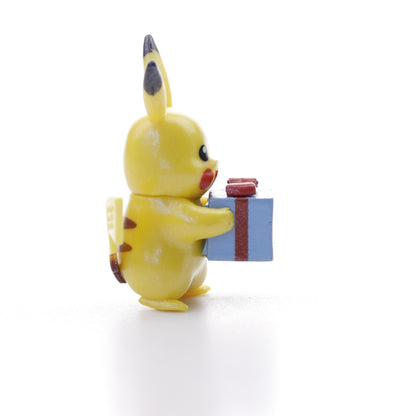 Pokemon Battle Figure - Pearly Glitter Pikachu with present