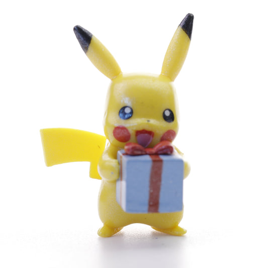 Pokemon Battle Figure - Pearly Glitter Pikachu with present